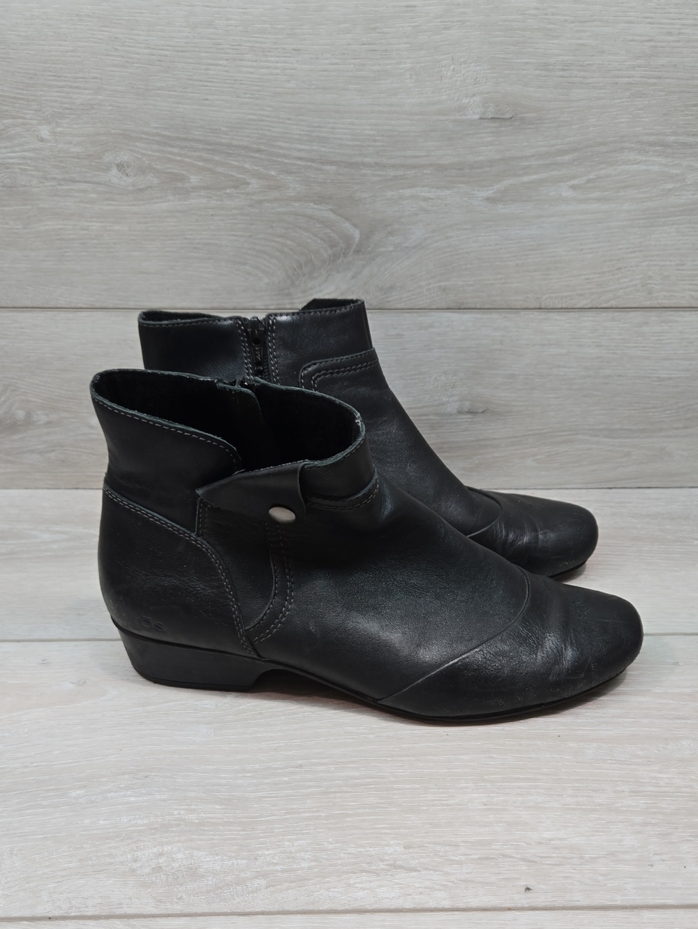 Taos Footwear Women On Snap Black Leather Ankle Boots Shoes Sz 10w View 2